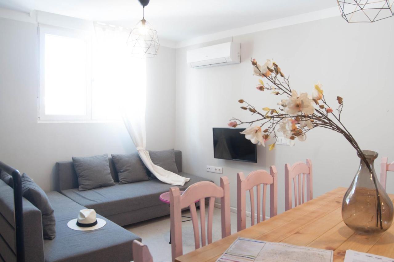 Duplex Apartment C or Caleros,999836718:JPEG